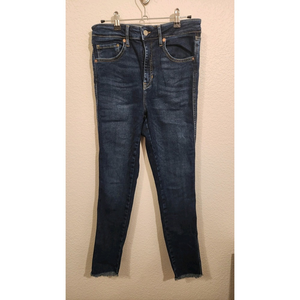 We The Free size 29 raw hem jeans‎